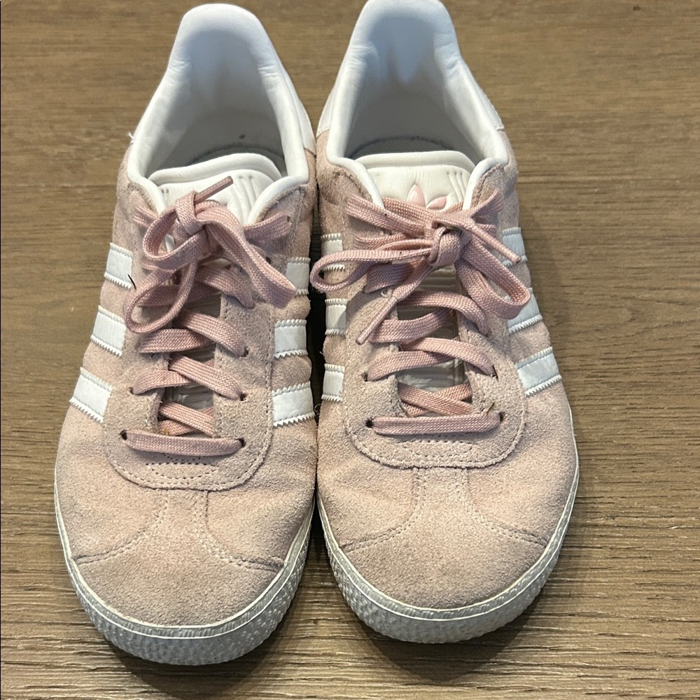 Adidas Gazelle Kids/Women's Soft Pink Sneakers